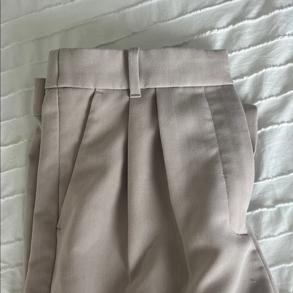 Abercrombie & Fitch Light Gray Trousers - Picture 3 of 4